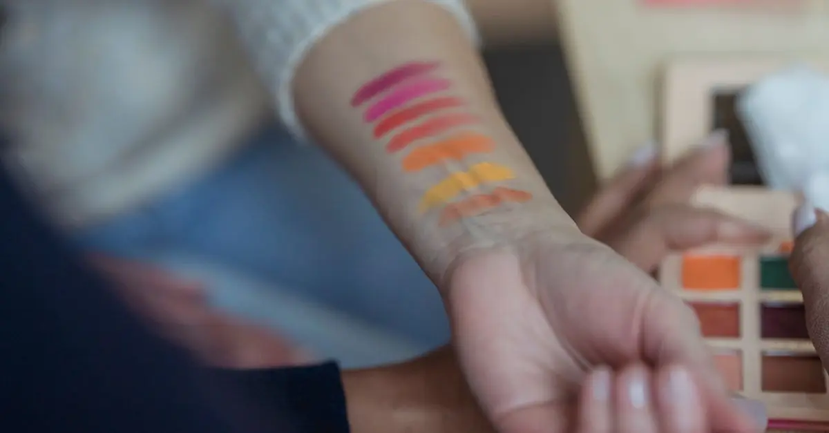 Maquillage hybride vs traditionnel : lequel choisir ?