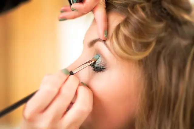 Les secrets d'un maquillage hybride parfait pour chaque occasion