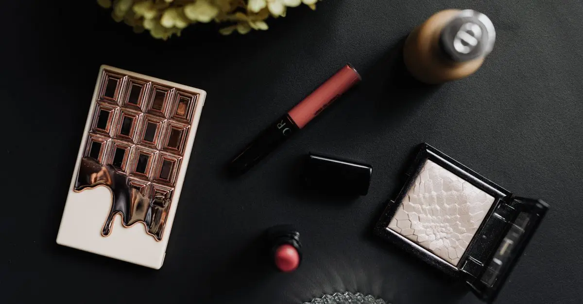 Les bienfaits du maquillage hybride sur votre peau