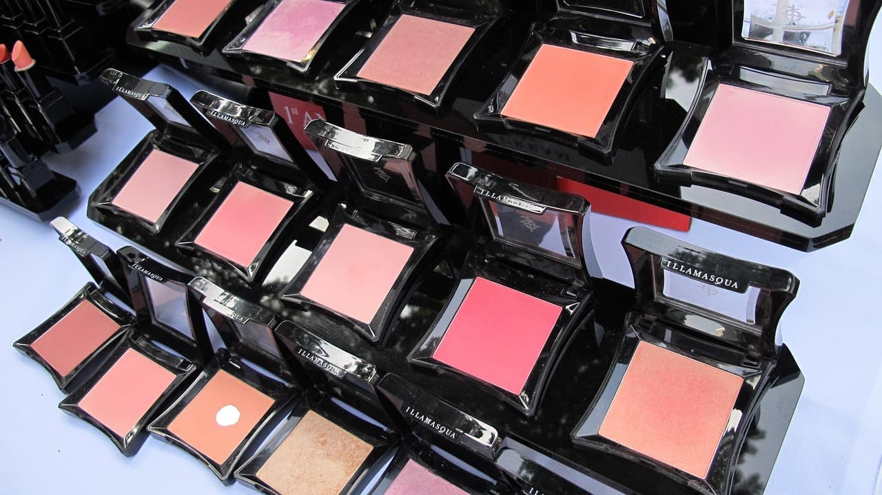 Les bienfaits inattendus du maquillage hybride