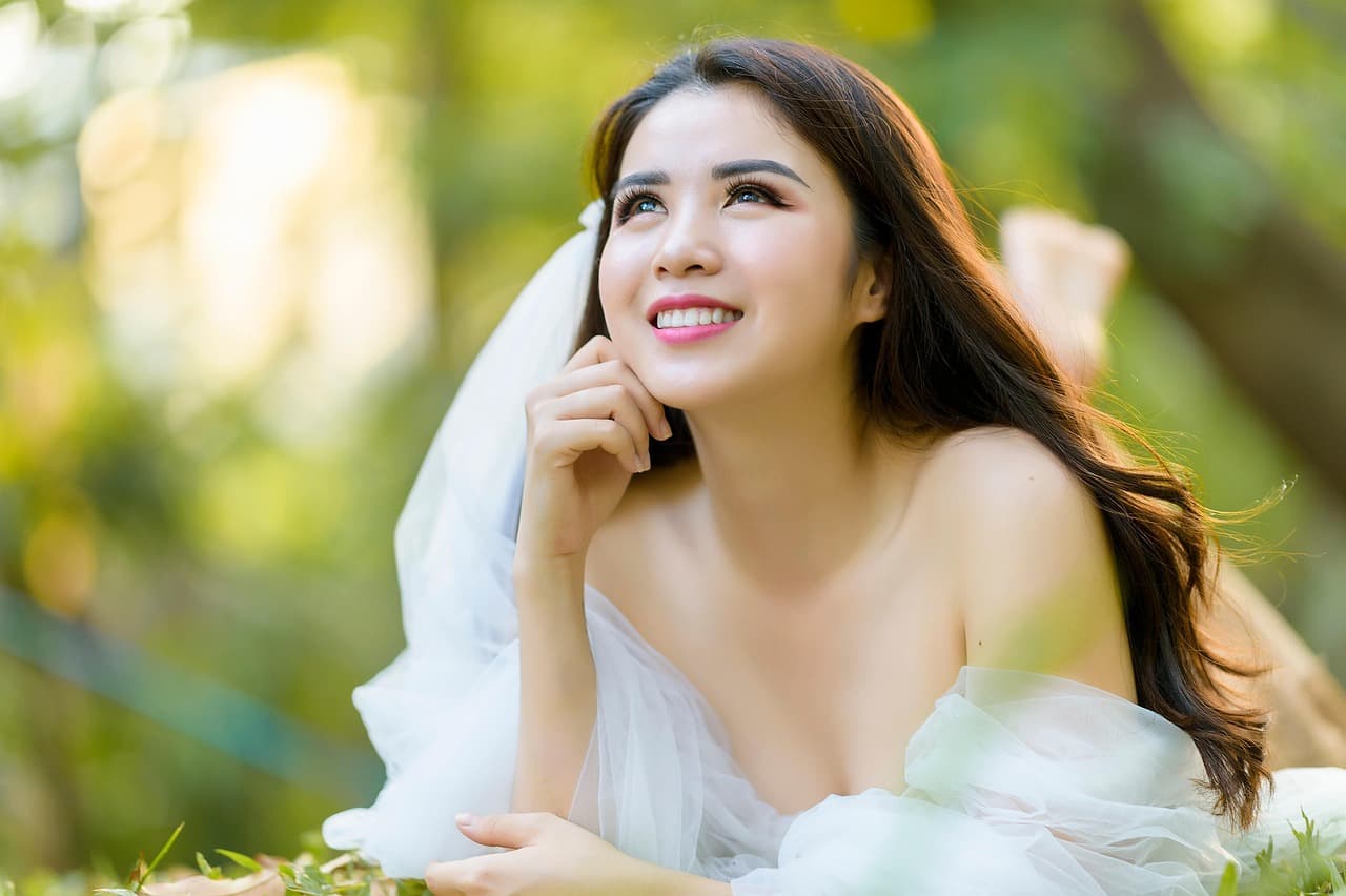 Maquillage hybride : Les meilleures astuces pour un rendu parfait