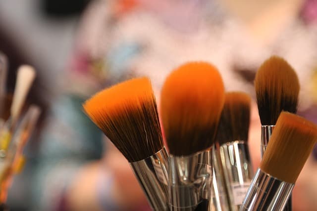 Maquillage hybride : conseils pour choisir les bons outils