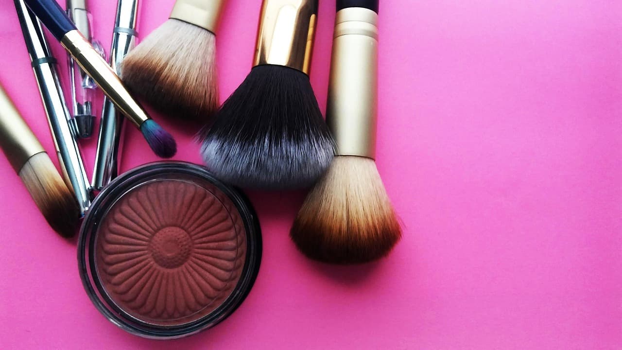 Maquillage hybride : Les tendances à suivre en 2026